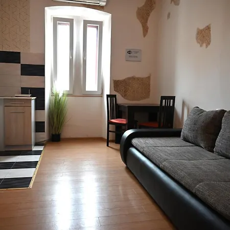 Guest house Ivana Rooms *