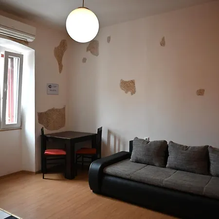 Ivana Rooms Guest house Pula