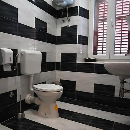 Ivana Rooms Pula