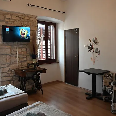 Ivana Rooms Guest house