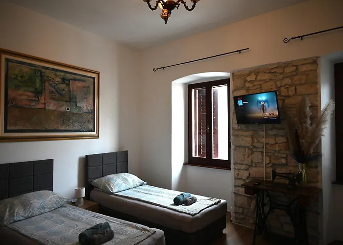 Ivana Rooms Guest house