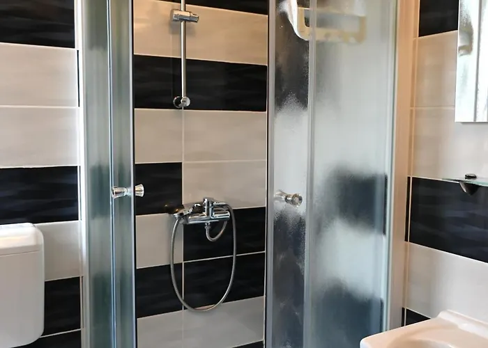 Guest house Ivana Rooms 3*